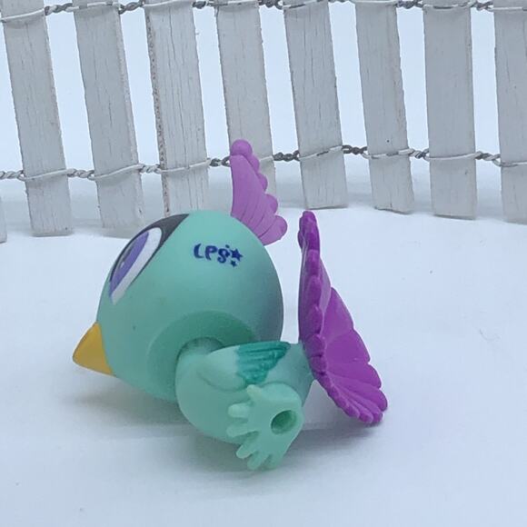 Littlest Pet Shop G4 Blue & Purple Peacock # 2738 Purple Eyes - Picture 4 of 4
